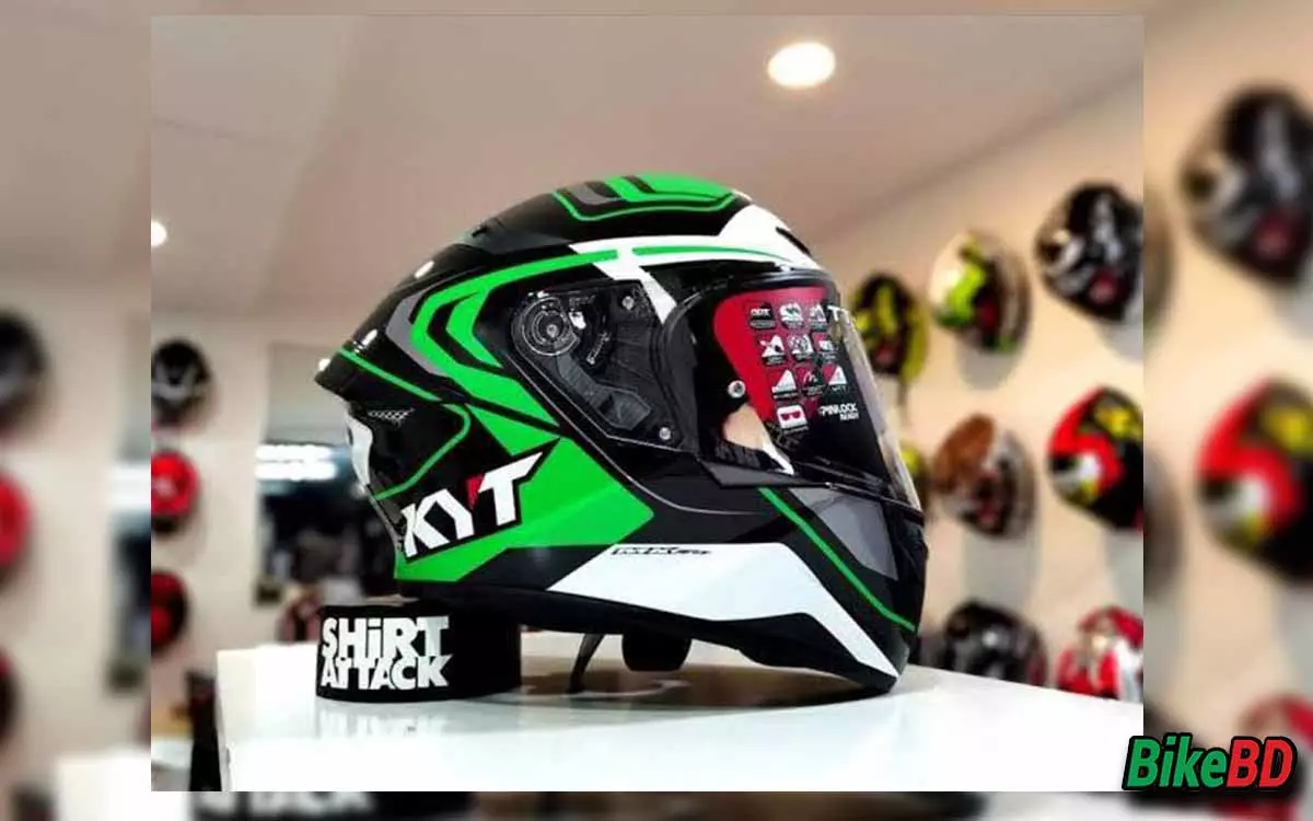 KYT full-face helmet in bd