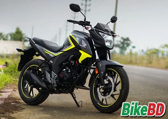 Honda CashBack Offer On Honda CB Hornet 160R & Honda Livo