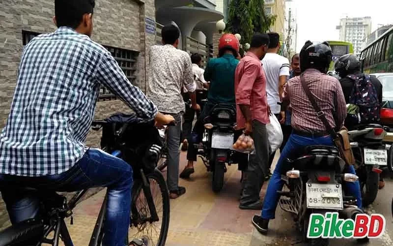 রাইড শেয়ারিং করতে লাগবে ৯৯৯ সম্বলিত স্টিকার | বাইকবিডি