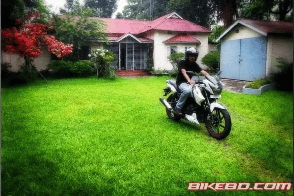 Review of TVS Apache RTR 150 Hyper Edge