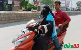 লকডাউন এ আটকে পড়া ছেলেকে আনতে ১৪শ’ কি.মি. স্কুটার চালালেন মা!