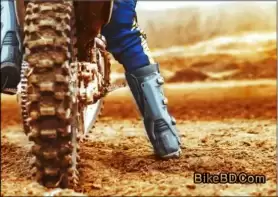 Starting A Motorcycle In Second Gear – Good or Bad?