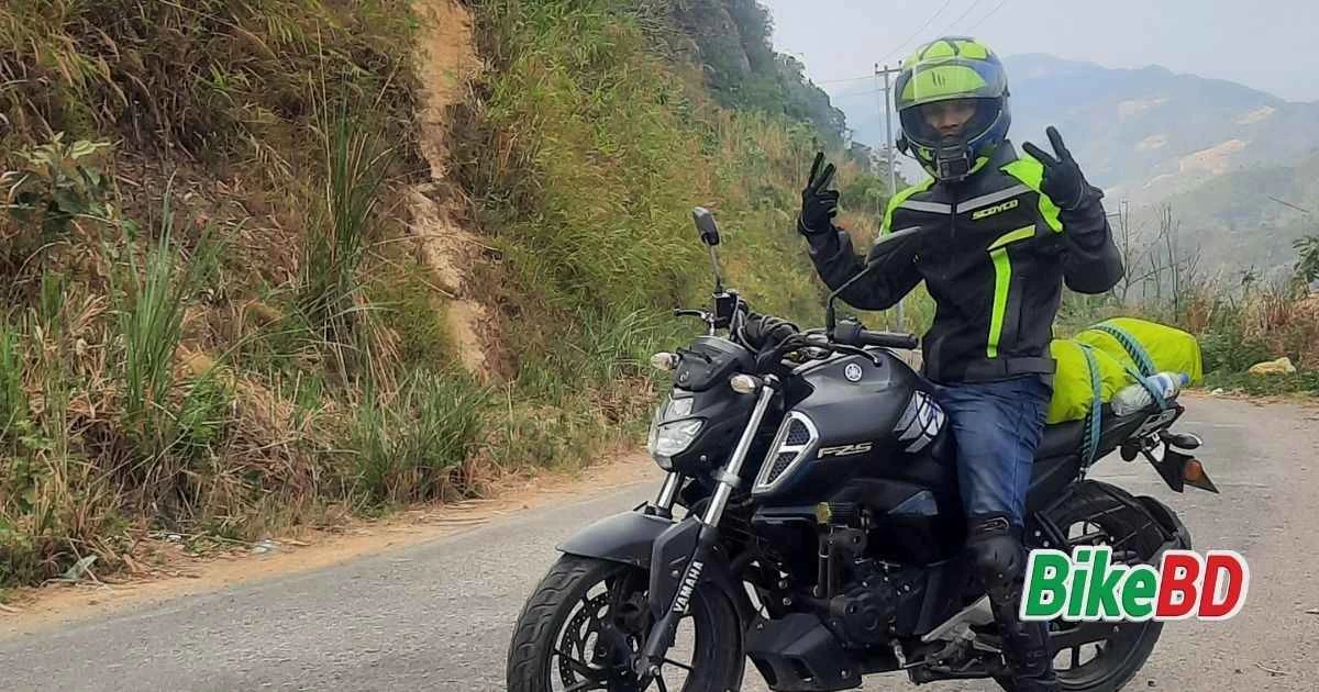 Yamaha FZS FI V3 বাইক নিয়ে মালিকানা রিভিউ - উপানন্দ চন্দ্র