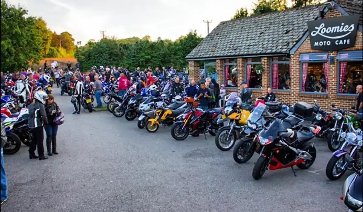 যুক্তরাজ্যের লুমিজ মটো ক্যাফে - বাইকারদের যাত্রাবিরতি ও মিলনমেলার অনন্য এক ঠিকানা