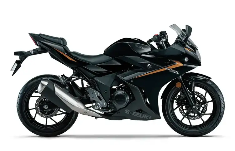 Pearl Nebular Black (4CX)