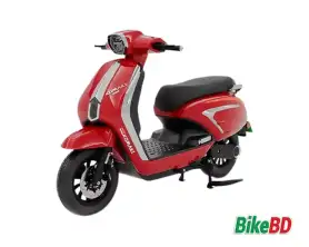 Komaki XR7
