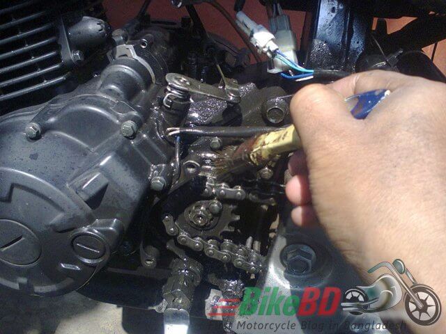 motorcycle chain sprocket cleaning tips