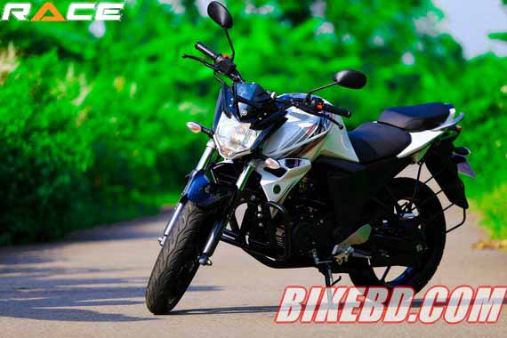 yamaha fzs fi v2 review white bike
