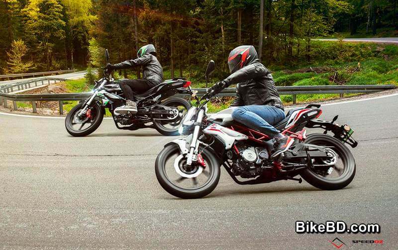 benelli-tnt150-top-speed- riding-controlling-handling