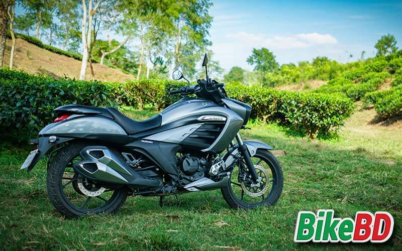 suzuki intruder review